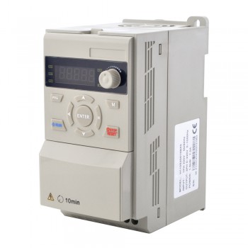 Azionamento a frequenza variabile VFD serie H110 2HP 1.5KW 7A monofase 220V per controllo velocità motore mandrino