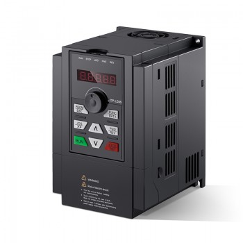 Convertitore a frequenza variabile VFD serie BD600 2HP 1.5KW 7A Convertitore VFD monofase/trifase 220V